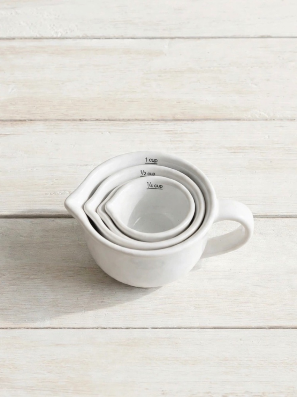 Ceramaic white measuring cups 1/4  1/2  1 cup sizes
